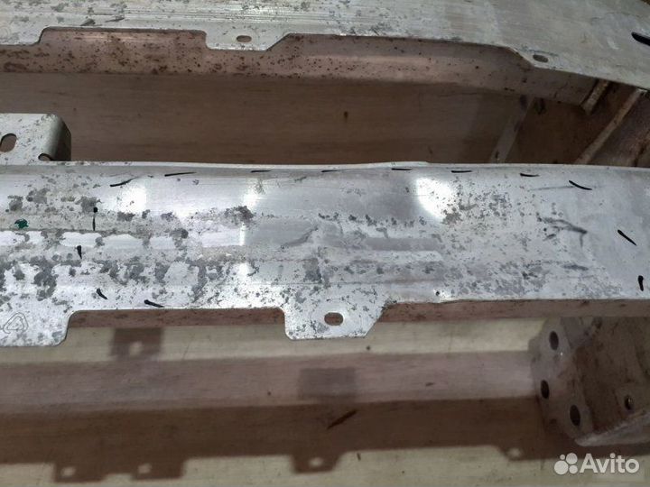 Усилитель переднего бампера Bmw 5 G30