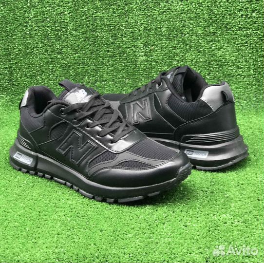 New Balance: мужские, черные кроссовки, 41-46