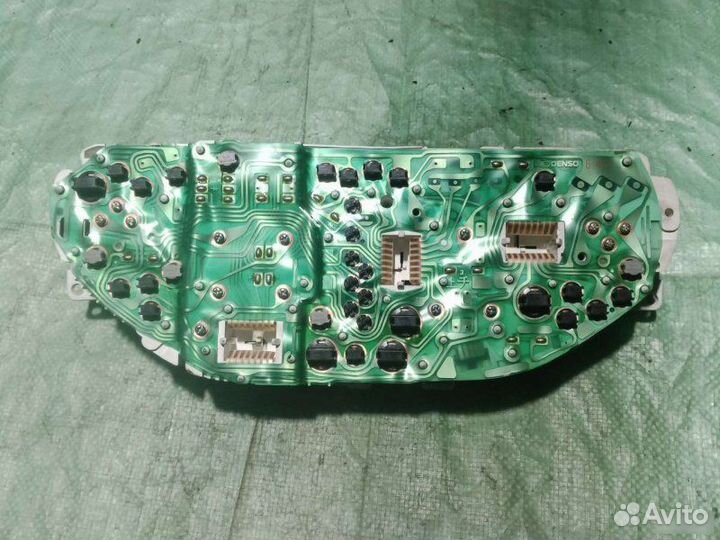 Панель приборов Mitsubishi Galant Е7 1995