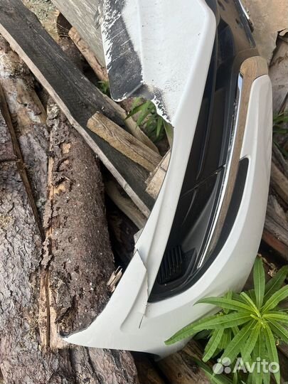 Передний бампер LADA granta