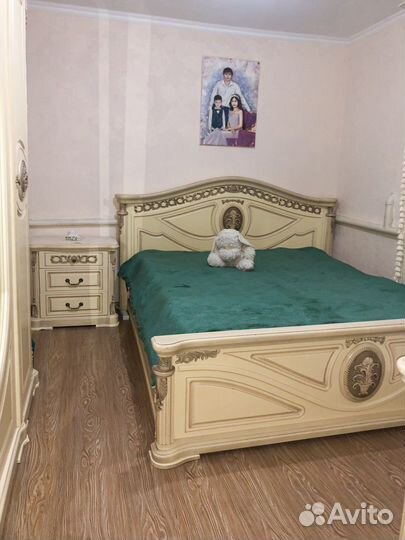 Комнатный гарнитур