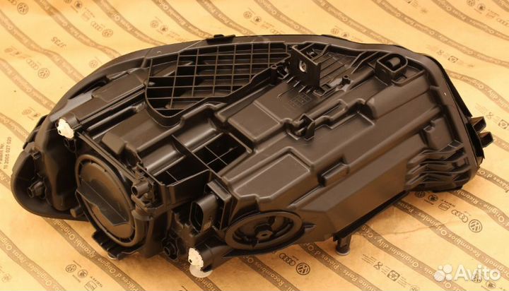 Фара правая mercedes A W177 19+