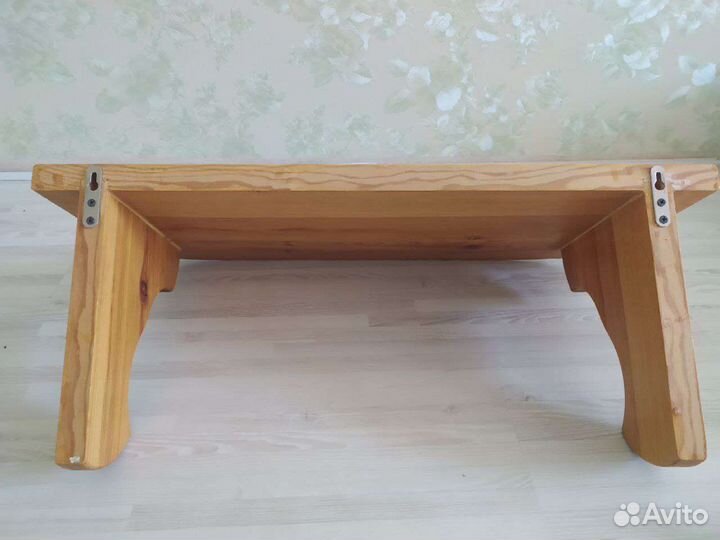 Полка подвесная из массива