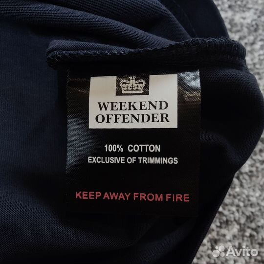 Футболка Weekend Offender