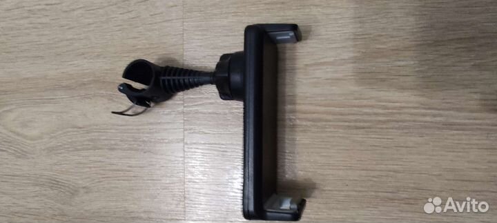 Держатель для планшета на подголовник