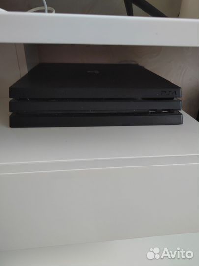 Sony playstation 4 PS4 pro 1tb