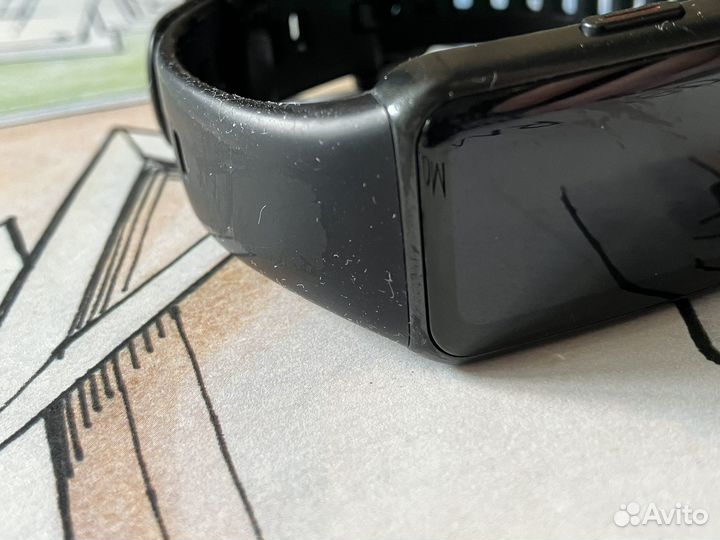 Фитнес браслет Honor band 6 black