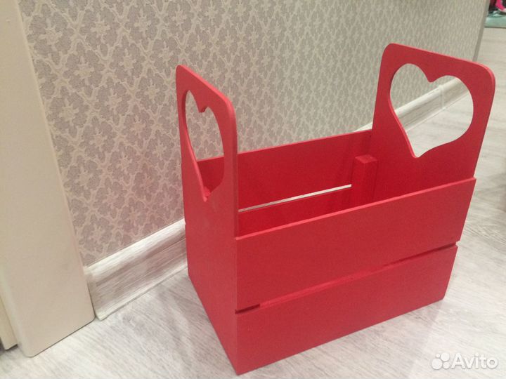 Деревянные ящички и корзинки для подарков