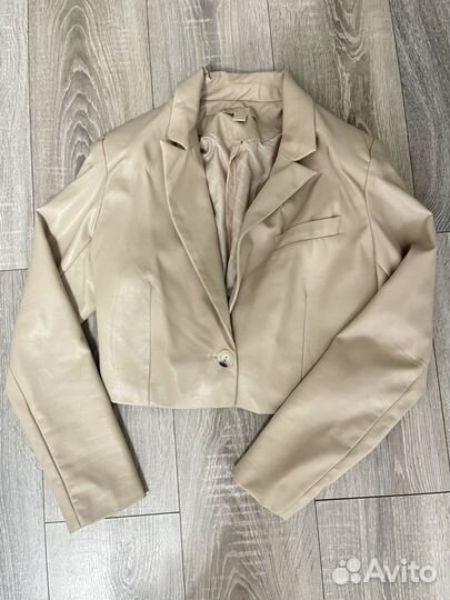 Укороченный жакет