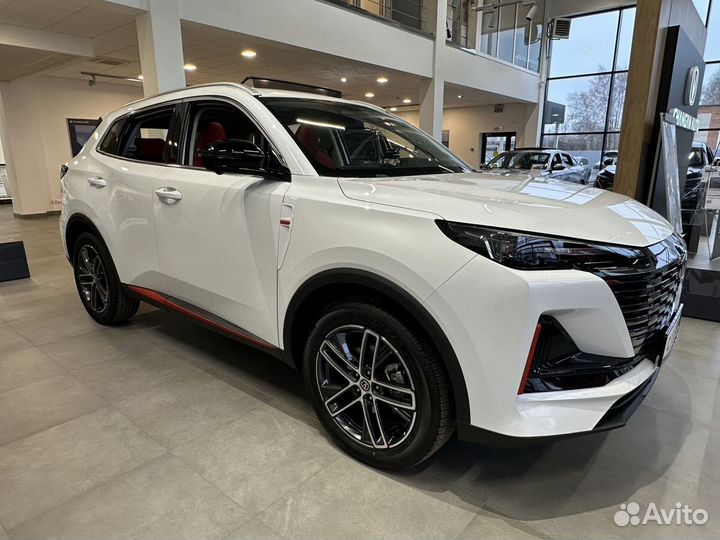 Changan UNI-S 1.5 AMT, 2024