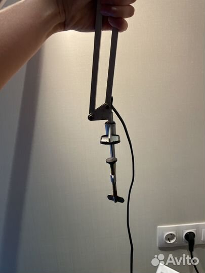 Лампа настольная с креплением