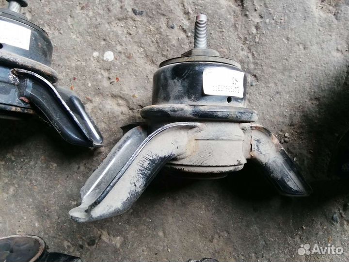 Подушка двигателя двс KIA sportage 3 SL 4 QL