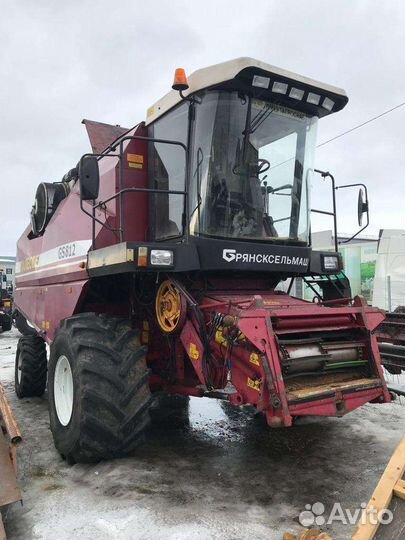 Комбайн Гомсельмаш КЗС-812 (Палессе GS812), 2009