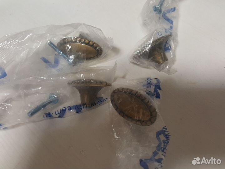 Мебельные ручки