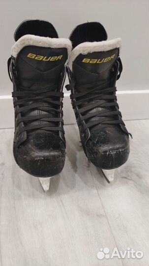 Хоккейные коньки bauer supreme s140