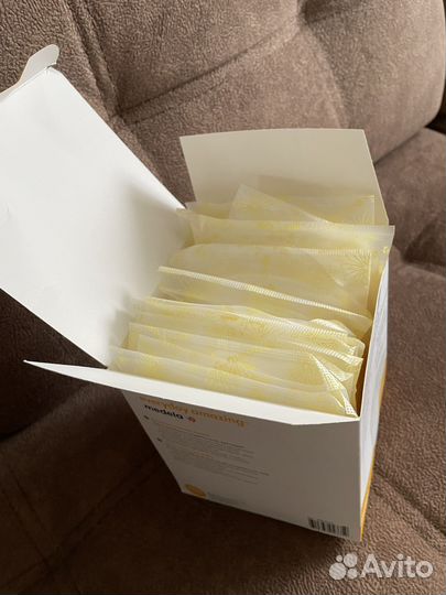 Накладки на грудь medela