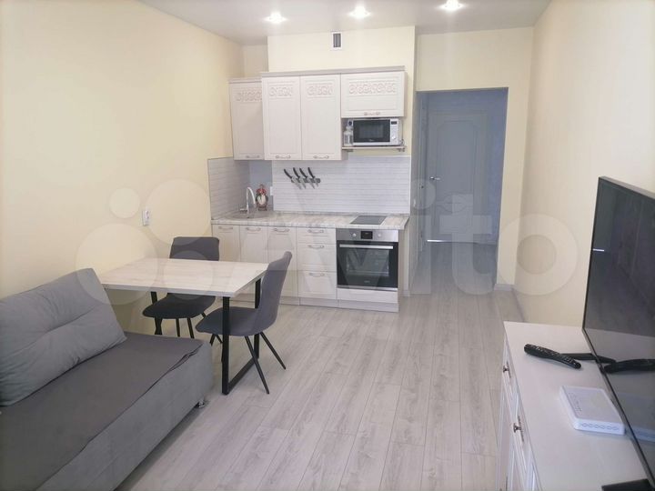 2-к. квартира, 45 м², 14/18 эт.
