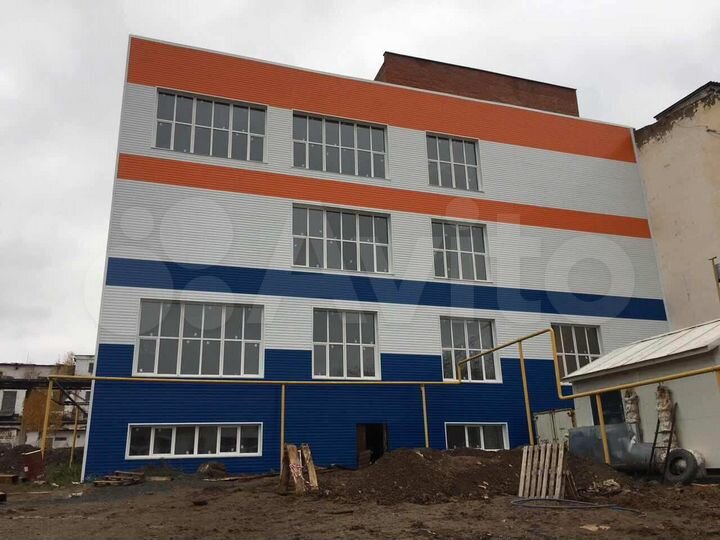 Свободного назначения, 3400 м²