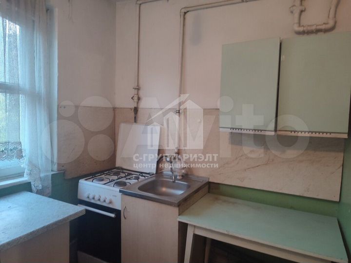 2-к. квартира, 40 м², 2/2 эт.