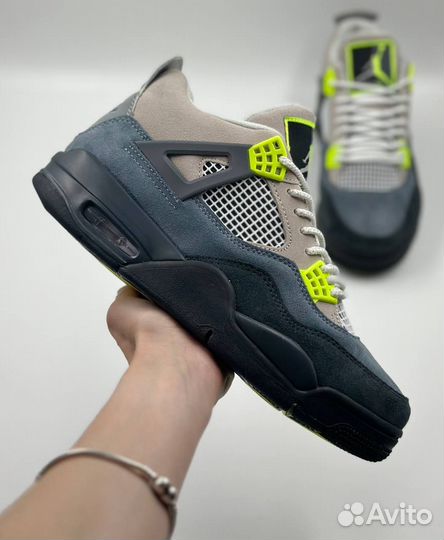 Кроссовки Nike Air Jordan 4 Retro