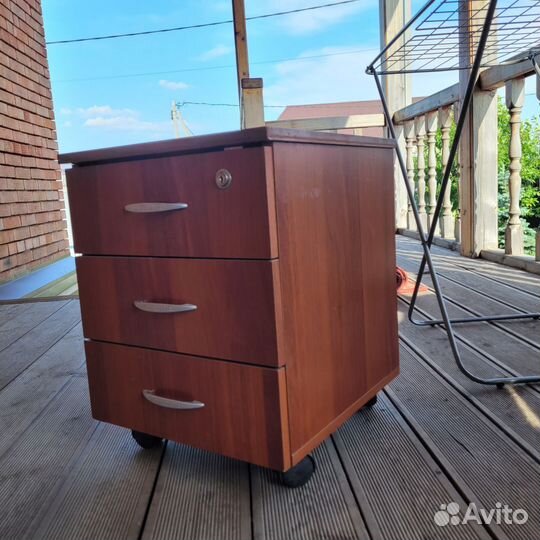 Тумбочка офисная с ящиками бу