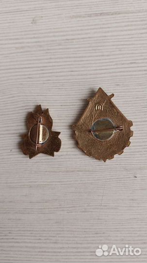 Значок СССР юный техник и пионер