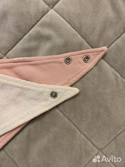 Нагрудник слюнявчик mothercare +пинетки для новоро