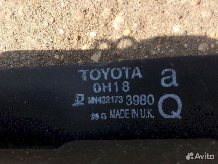 Радиатор охлаждения Toyota Avensis AZT255AZT250 AZ