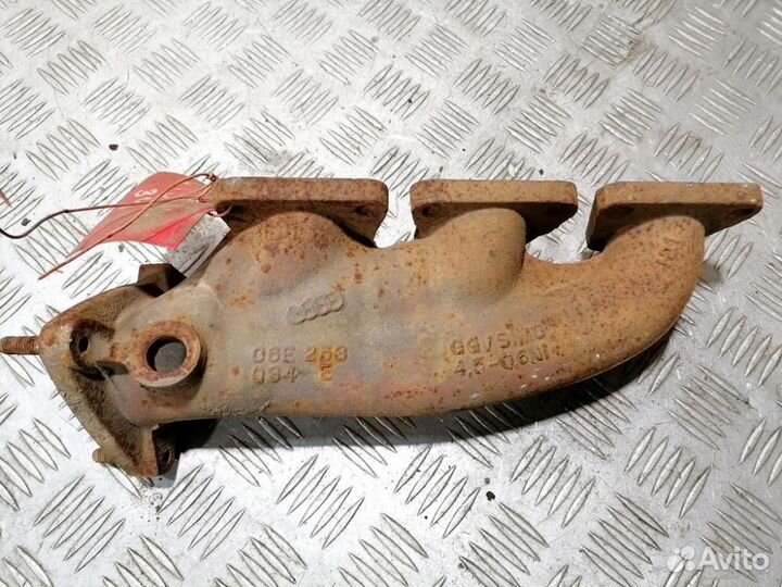 Коллектор выпускной правый Audi A6 c6 C6