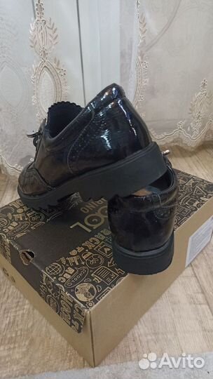 Полуботинки