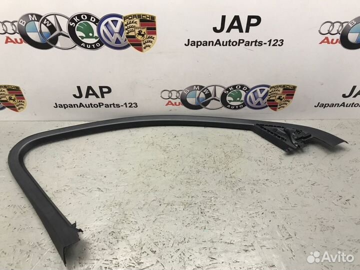 Накладка двери передняя левая Audi A6 С7 cgwb 2011