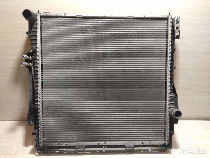 Кассета радиаторов бмв е53 из Японии бензин