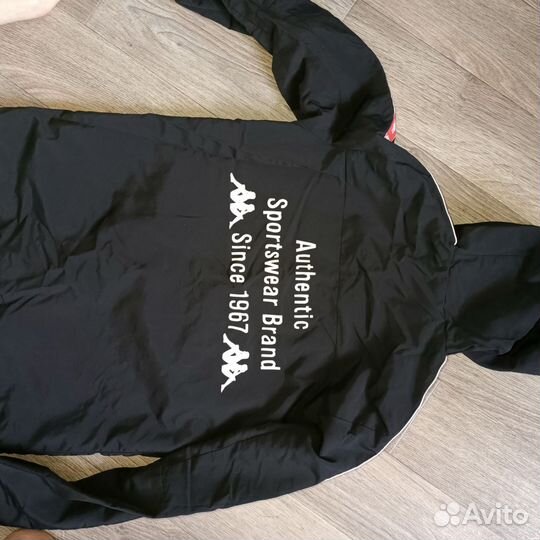 Анорак ветровка