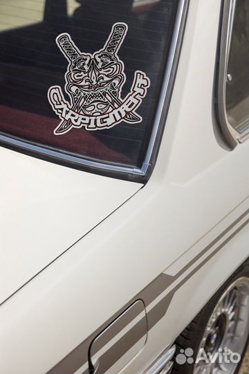 Наклейки на авто