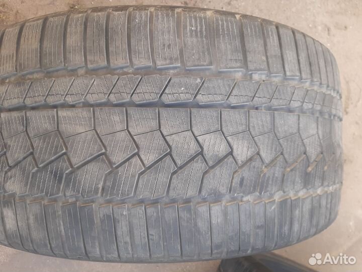 Continental ContiWinterContact TS 860S 265/40 R21 и 295/35 R21 107V