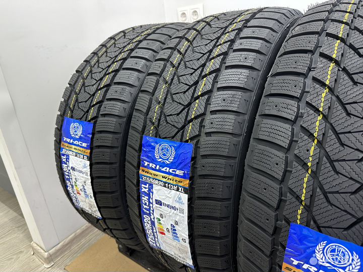 Tri Ace Snow White II 275/50 R20 113H