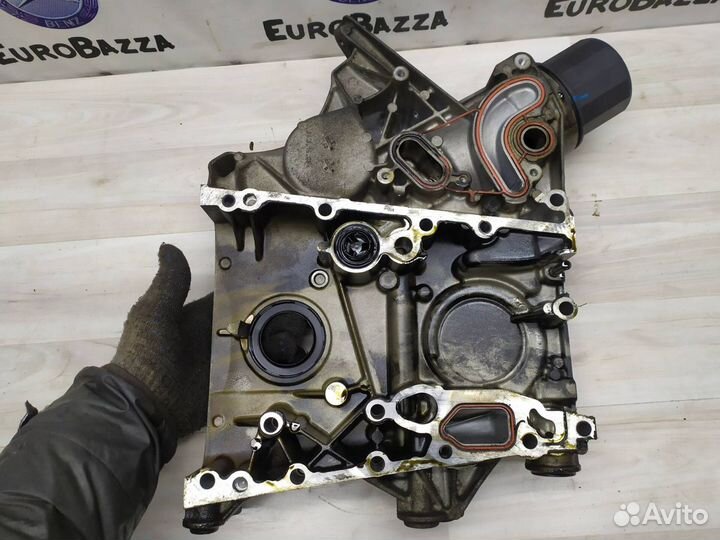 Крышка двигателя передняя Mercedes Om646