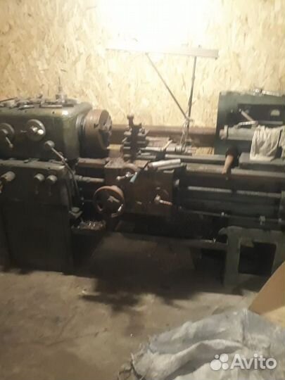 Токарный станок 1м61