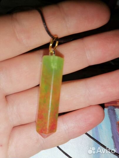 Подвеска из эпоксидной смолы