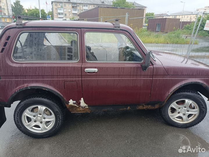 LADA 4x4 (Нива) 1.7 МТ, 2007, 100 000 км