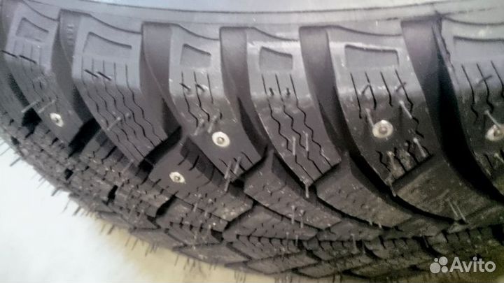 Bfgoodrich G-Force Stud 185/60 R15 88Q