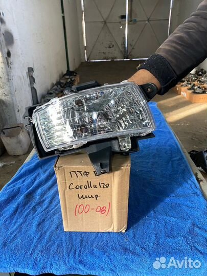 Фара противотуманная правая Toyota Corolla 120