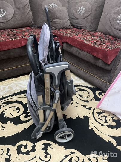 Прогулочная коляска hot mom