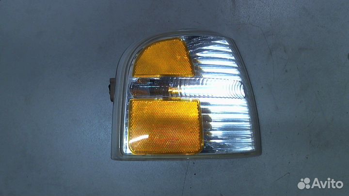 Поворот Ford Explorer, 2005