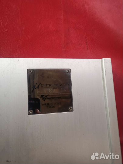 Автомобильный усилитель звука