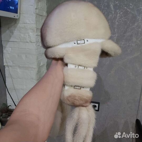 Шапка норковая со вставками из натуральной кожи