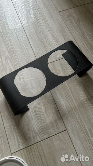 Миски на подставке для животных