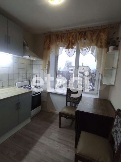 3-к. квартира, 56 м², 5/5 эт.