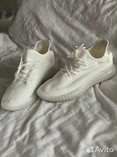 Кроссовки оптом