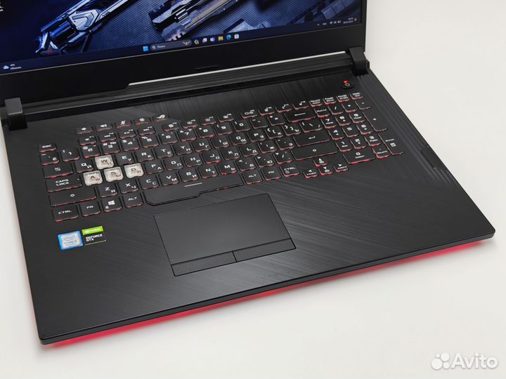 Игровой ноутбук Asus ROG Strix 17